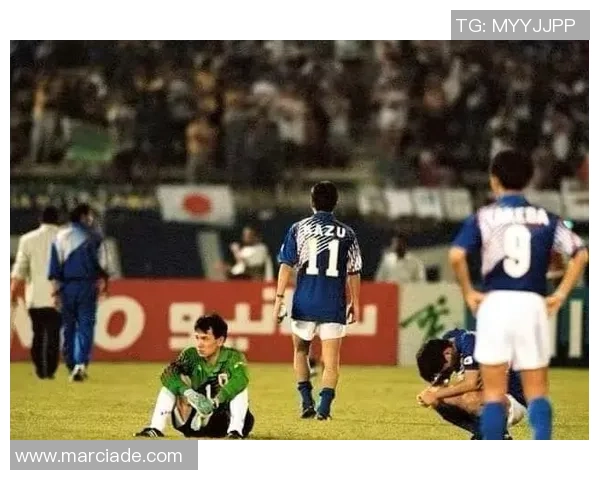 日本足球超级球星闪耀世界舞台引领亚洲绿茵新风潮